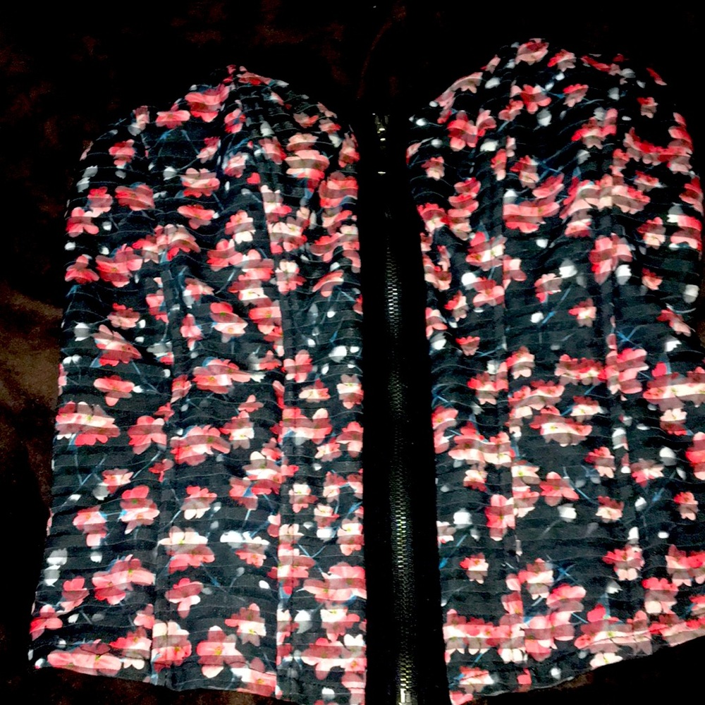 Carmin 2XL black with Floral details Corset with zipper strapless